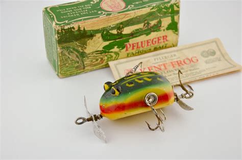 pflueger metal frog 775 box|Pflueger Antique Fishing Lures .